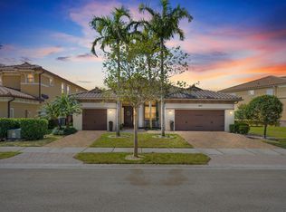 9130 Edgewater Bnd, Parkland, FL 33076