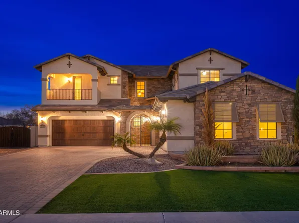 2448 E AMBER Court, Gilbert, AZ 85296