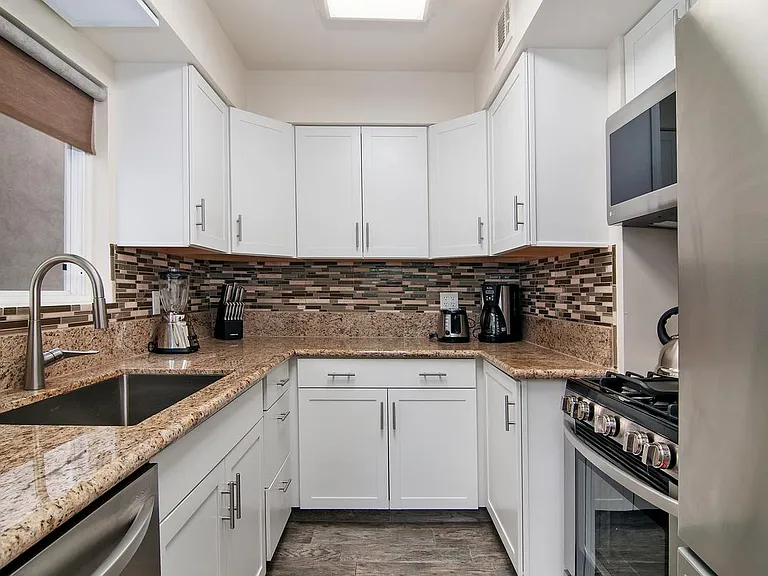 737 Balboa Ct — Photo 10