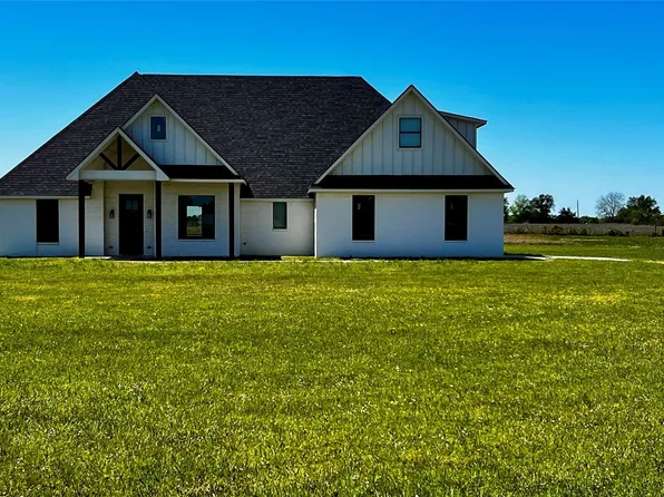 78 Private Road 33082, Sumner, TX 75486