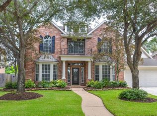 7110 Cranford Ct, Sugar Land, TX 77479