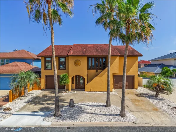 13729 Cayo Cantiles St, Corpus Christi, TX 78418