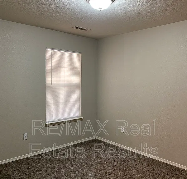 5 Dolphin Ln — Photo 11