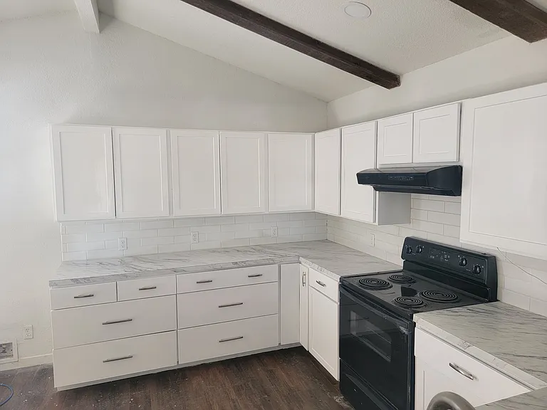 1509 Wheless Ln — Photo 4