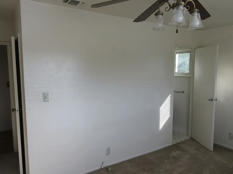 5233 Calistoga Way — Photo 8
