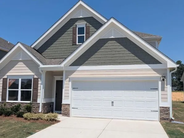 245 Ambassador Dr, Clayton, NC 27520
