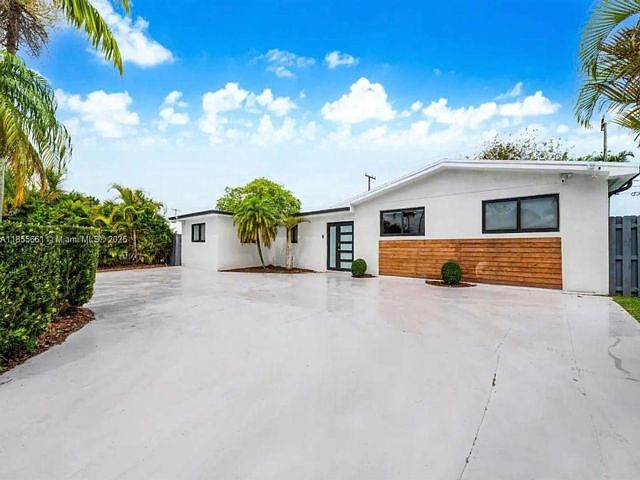 1st image of 9426 Caribbean Blvd