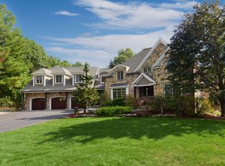 17 Settlers Rd, Northborough, MA 01545