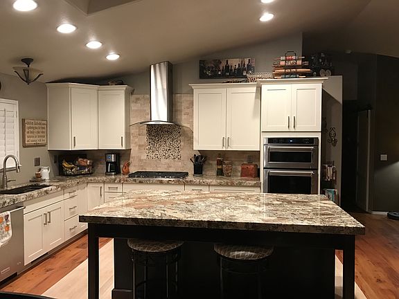 2nd image of 373 Shelby Ct