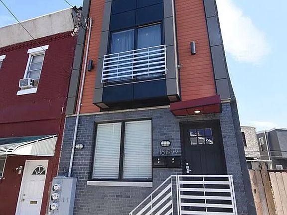 3rd image of 1619 Point Breeze Ave #1
