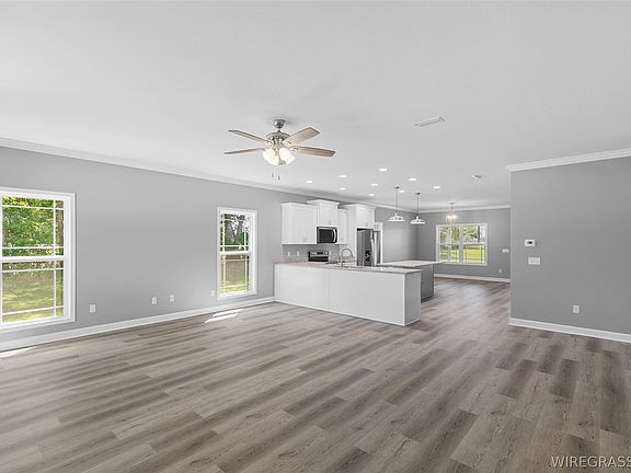 2nd image of 523 Averett Rd