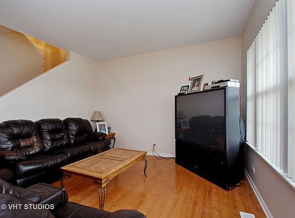 4th image of 1034 S Arlington Ct