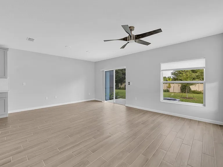 2827 Narcoossee Commons Way — Photo 5