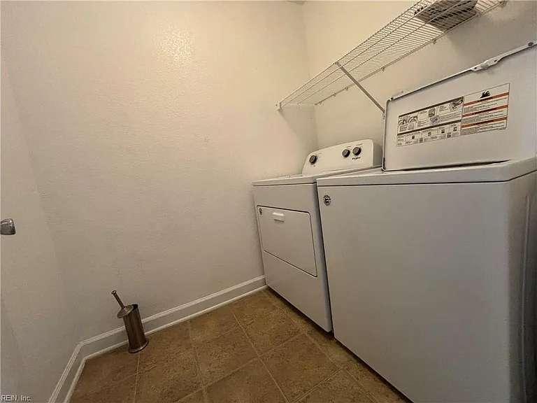 1309 Myrica Pl — Photo 22