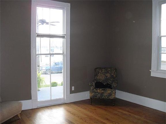 3rd image of 2519 N Roman St