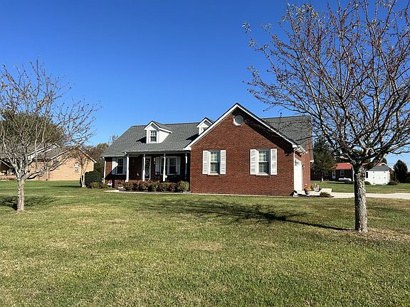 5th image of 62 Farmwood Dr