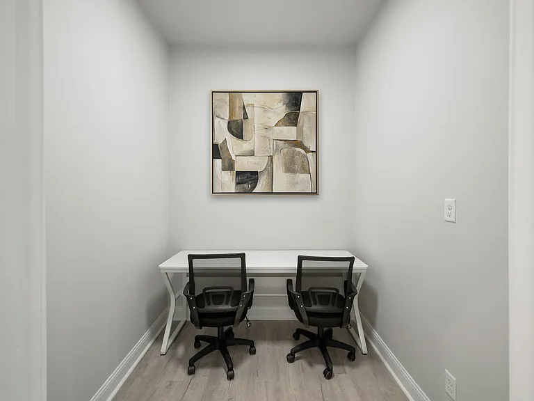 928 Ferry Rd #101 — Photo 15