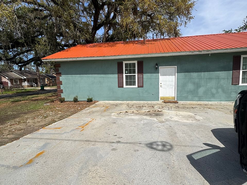 1st image of 801 Penny Pl