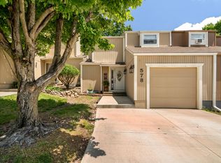 578 NW Valleybrook Rd #578, Blue Springs, MO 64014