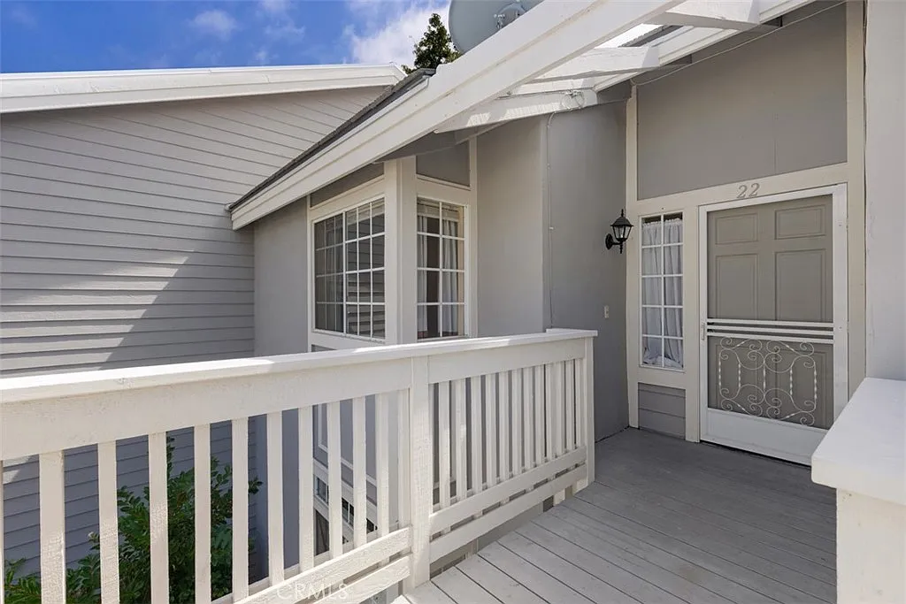 1 bed, 1.0 bath, 747 sqft, $2,600 — Photo 3