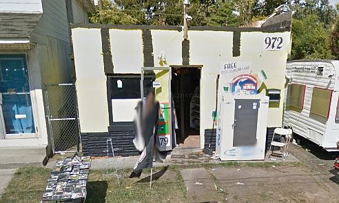 1st image of 972 E Hudson St