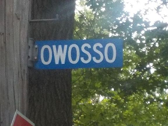 5th image of 6700 Owosso Ave
