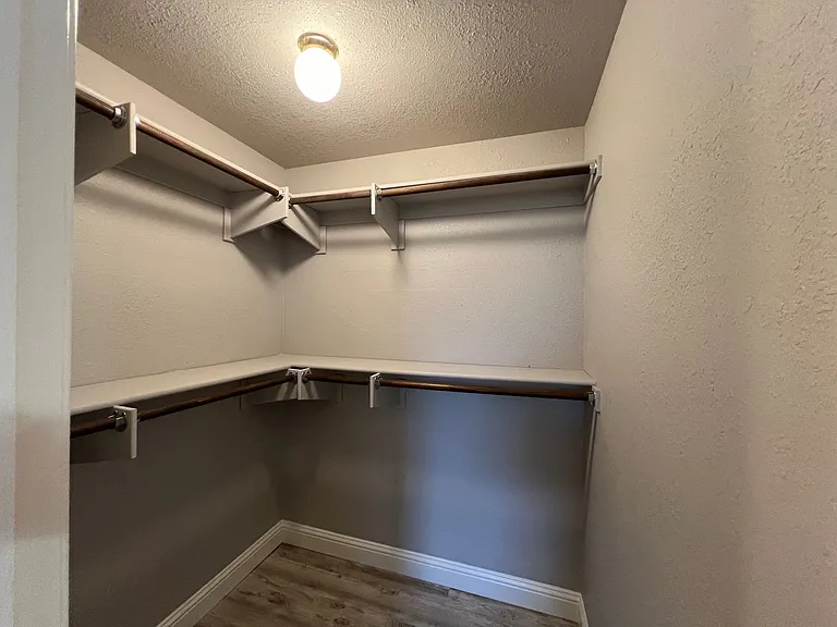 5753 Mohican Dr — Photo 31