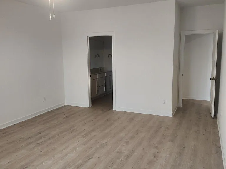 4008 Aryana Ave — Photo 18