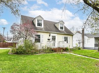 590 N 17th St, Noblesville, IN 46060
