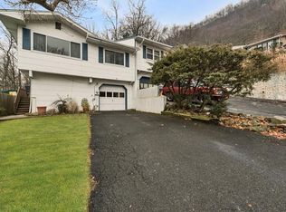 16 State St, Haverstraw, NY 10927