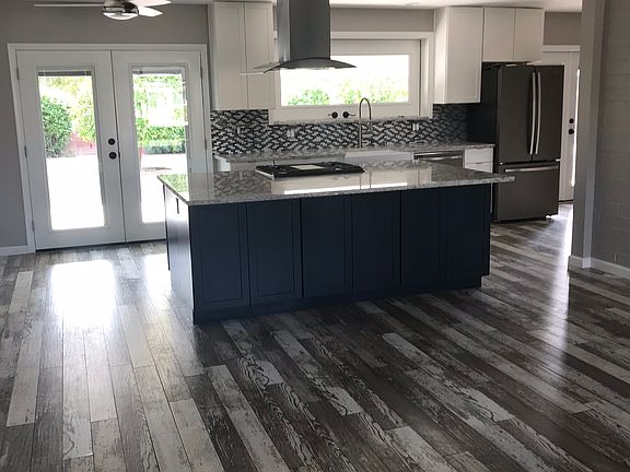 2nd image of 10255 N 101st Ave
