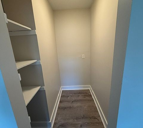 5th image of 87 Webster St APT 5
