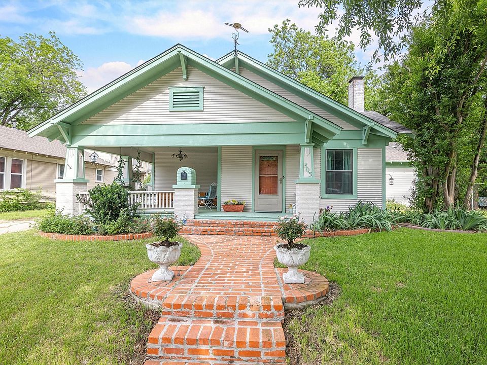 1st image of 303 Kirven Ave