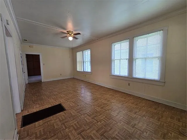 349 Saint Charles St — Photo 6