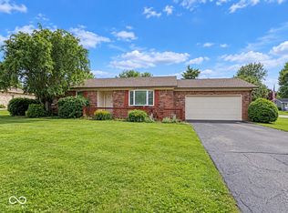 219 N Hickory Ln, Fairland, IN 46126