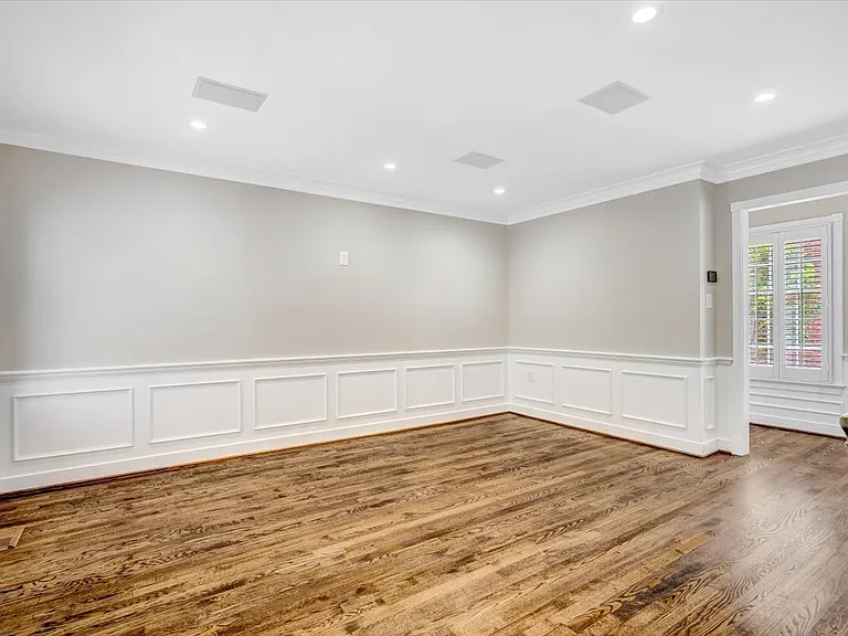 303 S Union St — Photo 29