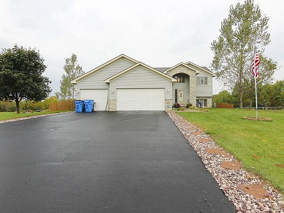 2nd image of 1217 Deerhaven Dr