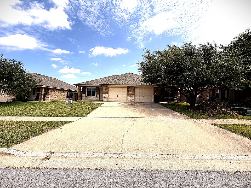 1st image of 1301 Cinch Dr APT A