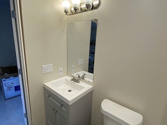 5th image of 316 Maplelawn St SE