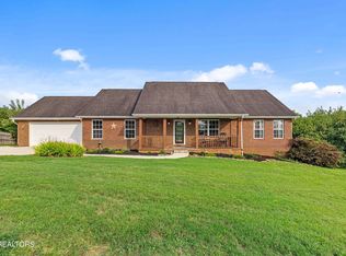 4112 Pea Ridge Rd, Maryville, TN 37804