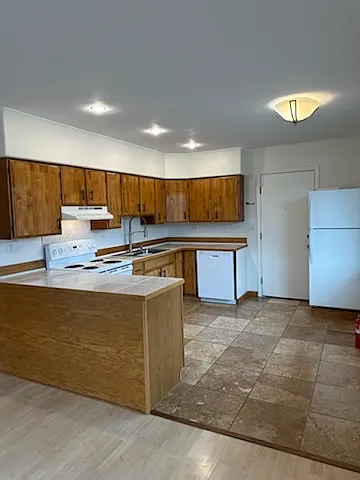 936 W 20th Ave #2 — Photo 11