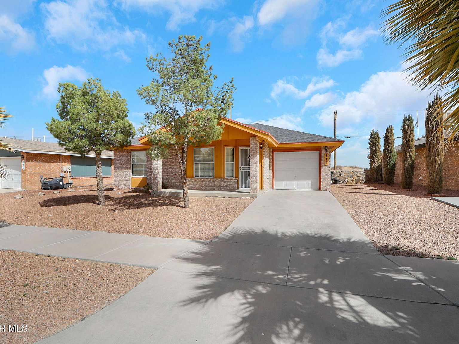 312 Tierra Linda Dr, Horizon City, TX 79928 | Zillow