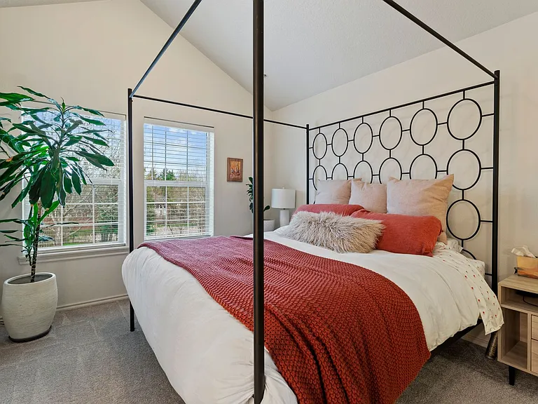 16167 NW Centine Ln — Photo 16