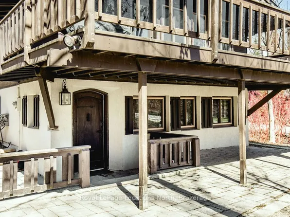 138 Saint Moritz Cres, The Blue Mountains, ON L9Y 0S6