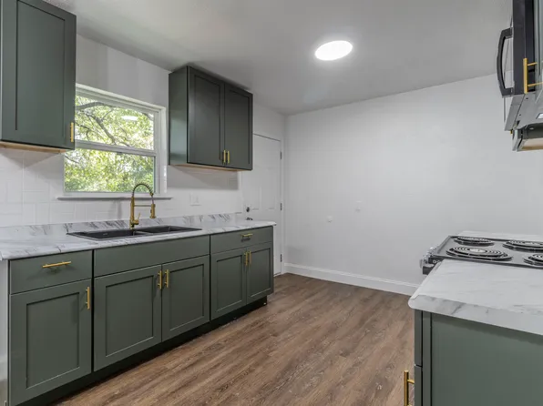 2708 Kilburn Ave, Dallas, TX 75216