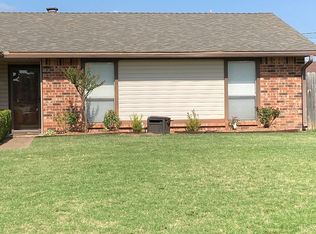 1811 NW 76th St, Lawton, OK 73505