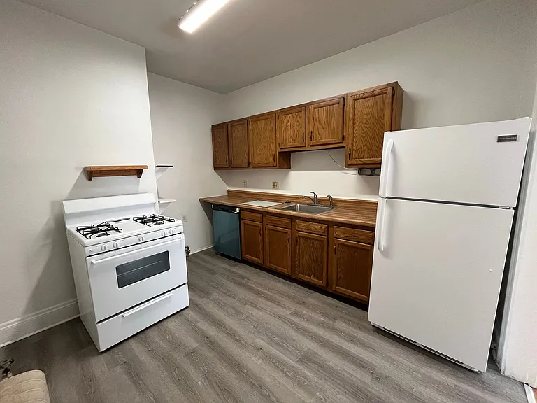 2440 Overlook Rd — Photo 14