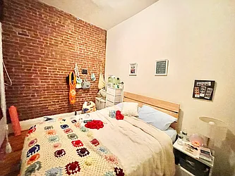 Rented by Century 21 Premier 