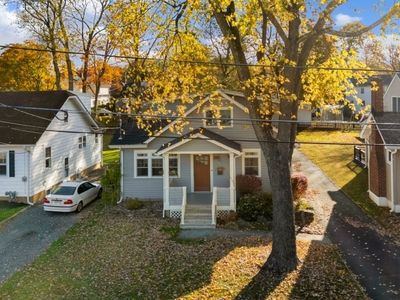 17 Meslar Rd, Morris Plains, NJ, 07950