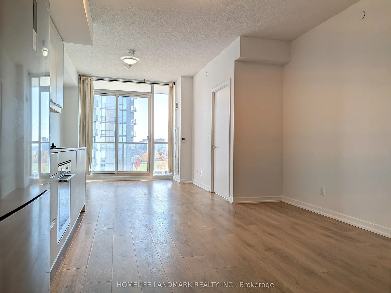 2 bed, $2,400 — Photo 2